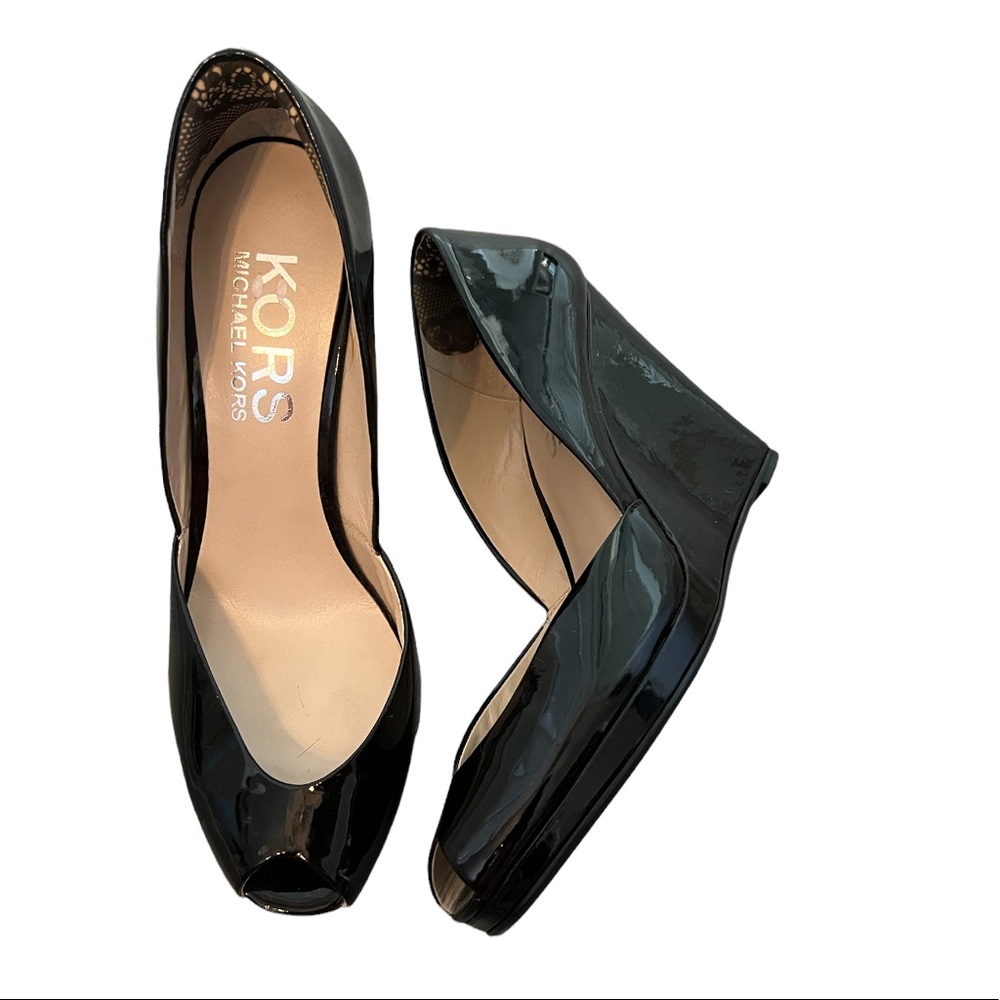 Michael kors women’s 9.5 leather black peep toe wedge s heels